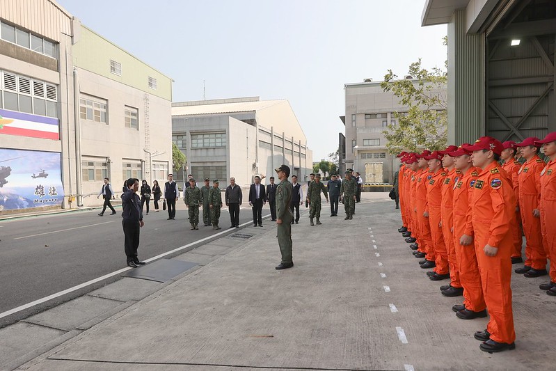 賴清德副總統今（22）日下午前往南部地區訪視國軍部隊
