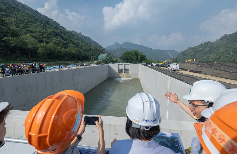 曾文南化聯通管提前完工　總統：持續提升臺灣水資源韌性　打造更穩定、安全的用水環境