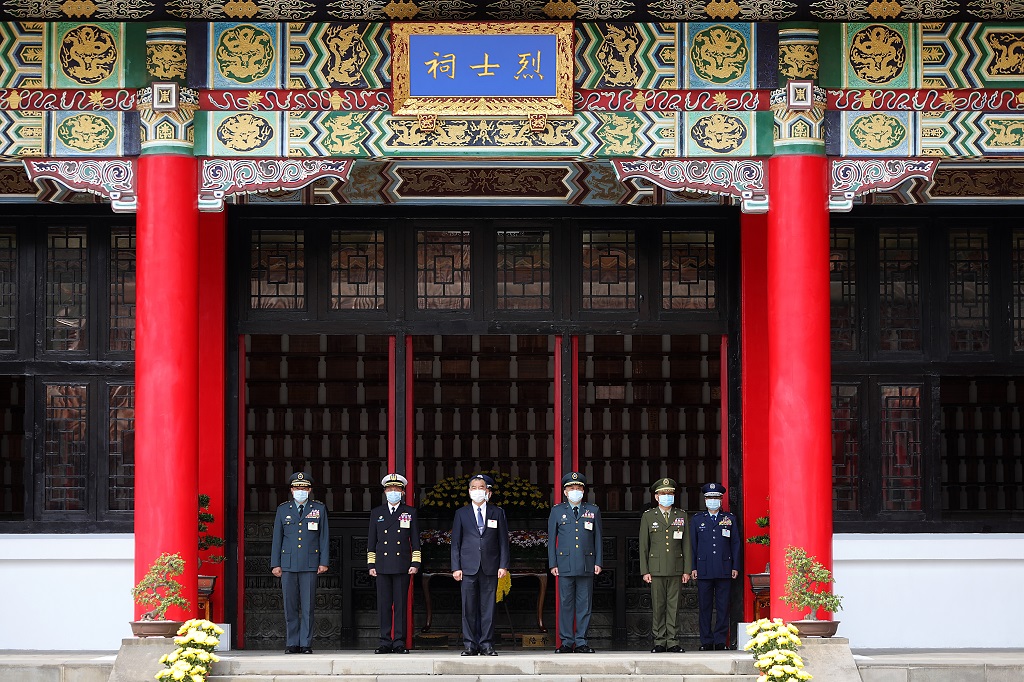 武烈士祠由國防部部長主祭，參謀總長，陸、海、空軍司令，後備、憲兵指揮官陪祭。