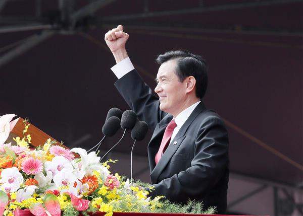總統在總統府府前廣場舉行的「中華民國中樞暨各界慶祝103年國慶大會」發表國慶演說