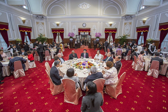 總統以國宴款待索羅門群島總理何瑞朗伉儷