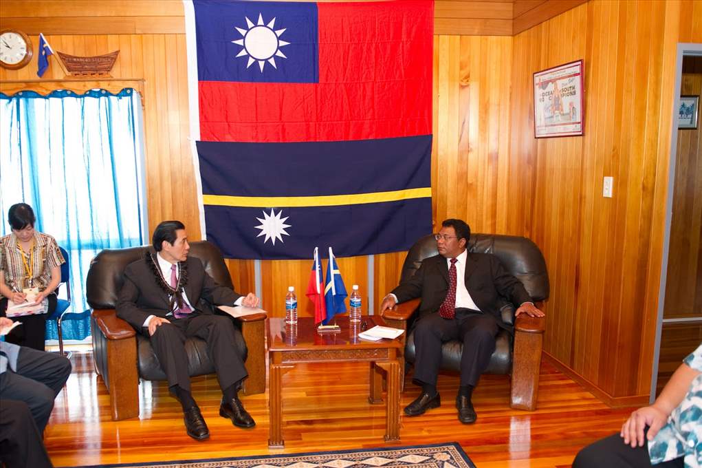 總統諾魯及索羅門群島行程-馬英九總統會晤史蒂芬總統