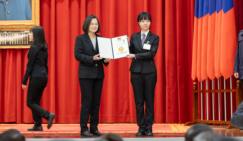 總統期許調查局結業學員堅守自由法治　掌握時代脈動　落實嚴謹紀律及行政中立