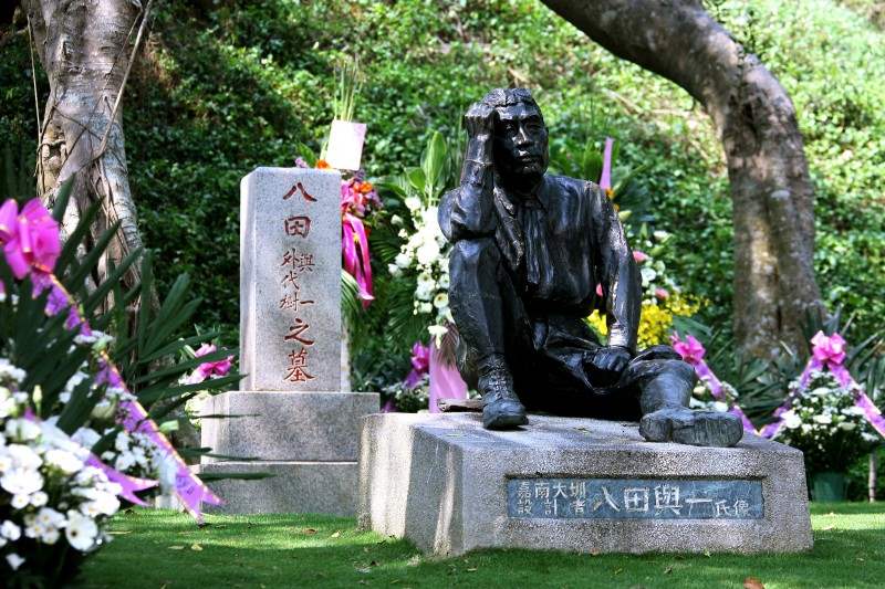 總統參加烏山頭水庫水庫設計者八田與一技師逝世67週年追思會-銅像