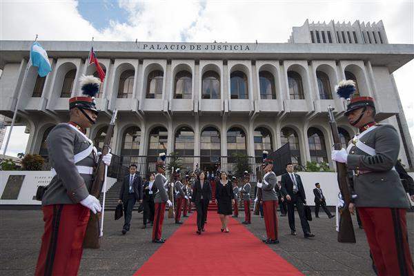 蔡英文總統參訪瓜國最高法院