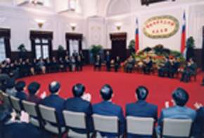 總統參加「總統府青年工作團」成立大會-陳水扁總統致詞全景
