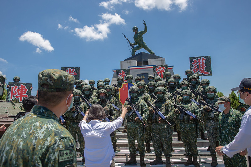 端節慰勉陸海空軍　總統：透過漢光36號演習　提升戰鬥力和意志力　打造更堅強的國軍