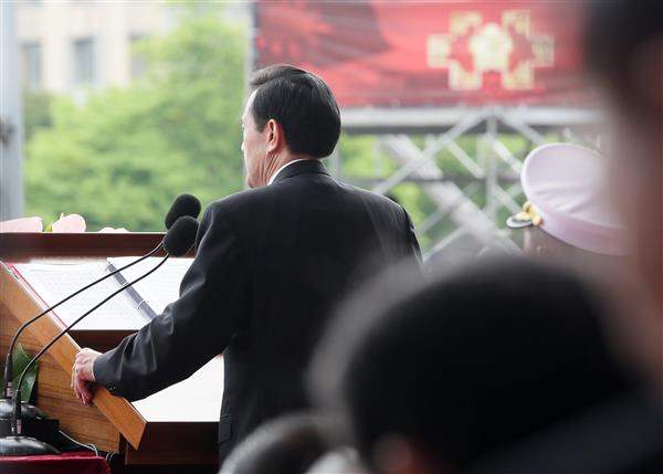 總統在總統府府前廣場舉行的「中華民國中樞暨各界慶祝103年國慶大會」發表國慶演說