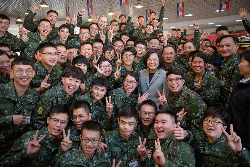 視導暨勗勉陸軍機步269旅　總統肯定國軍堅守崗位，戮力戰訓本務　讓國人安心過年