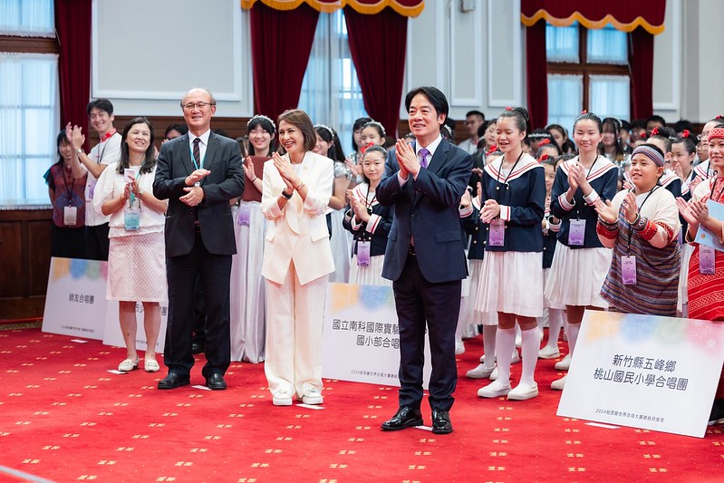 總統接見「2024紐西蘭世界合唱大賽」獲獎學校