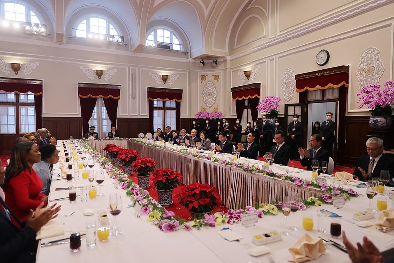 國宴宴請聖露西亞總理　總統：持續推動獎學金計畫以及華語教學　讓雙方年輕人建立更強韌友誼