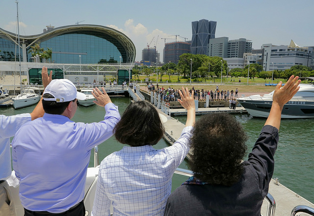 蔡總統陪同巴拉圭卡提斯總統參訪亞洲新灣區　見證高雄建設新風貌