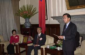 總統接見美國北加州中華會館主席團回國參訪團-陳水扁總統與活動合影