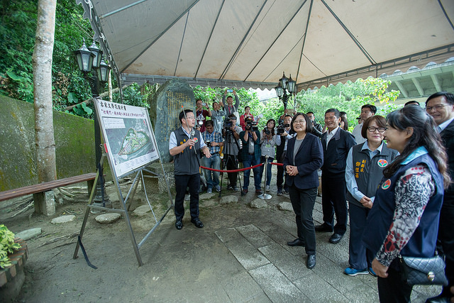 總統視察苗栗出磺坑及客家文學花園推動情形