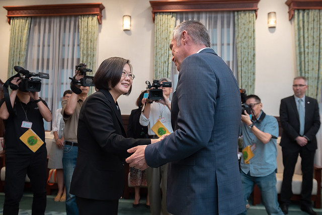 接見法國國民議會友臺小組　總統期許臺法關係在良好基礎上持續成長