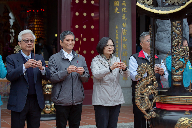 參拜六堆忠義祠　總統：用國家級的規格，來辦理六堆三百年慶典活動