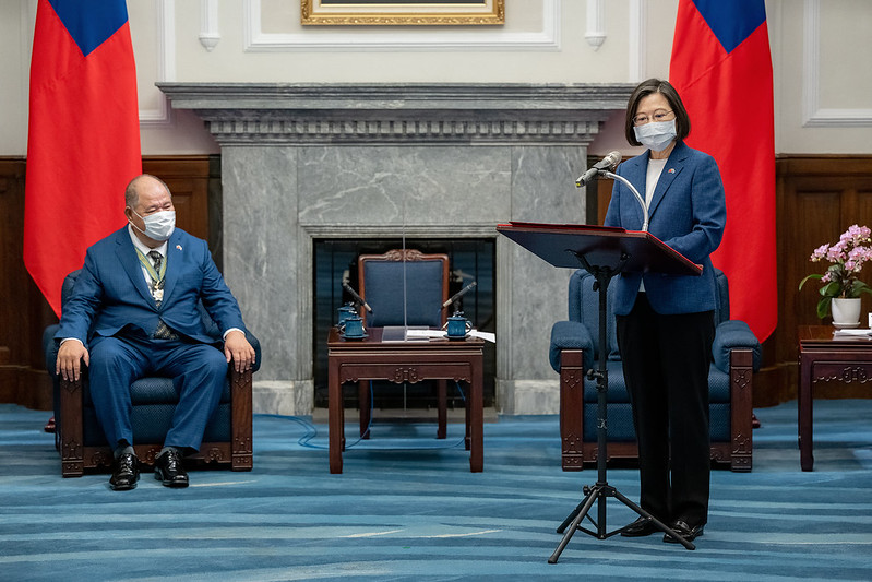 總統接受吐瓦魯國新任駐臺特命全權大使潘恩紐呈遞到任國書，並致詞