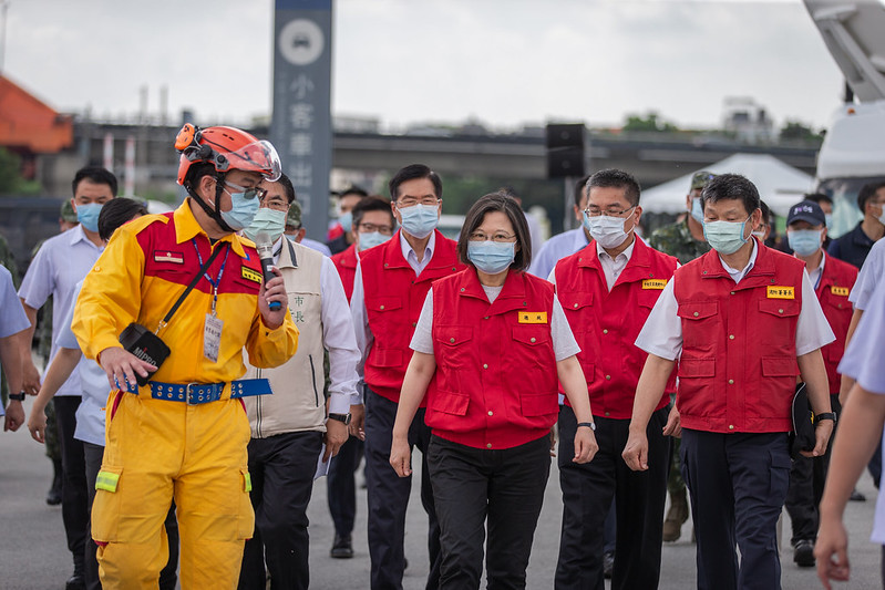 蔡英文總統今（21）日上午前往臺南出席「大規模震災消防救災動員演練」