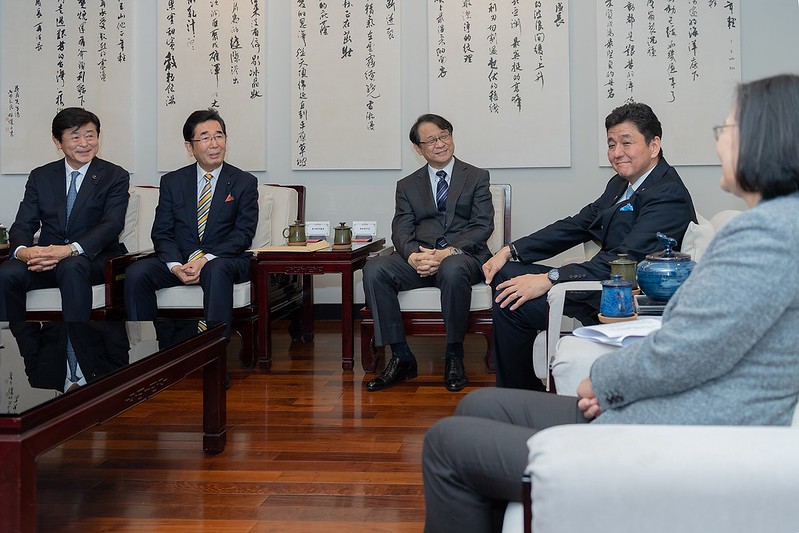 總統接見「日本自民黨眾議院岸信夫眾議員」