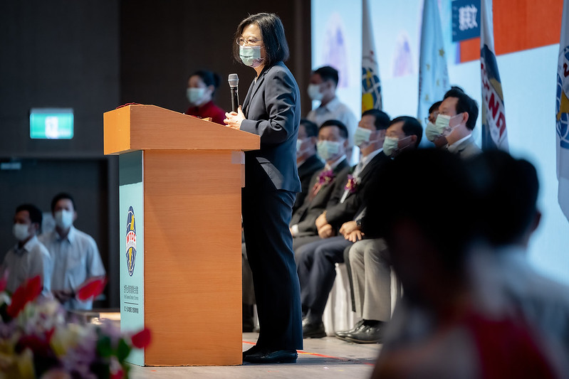 總統出席「世界台灣商會聯合總會第28屆年會暨第3次理監事聯席會議開幕典禮」，並致詞