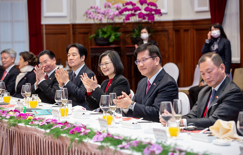 國宴宴請巴拉圭總統阿布鐸伉儷　總統盼兩國持續產業交流　推動民生及經貿合作計畫　提升雙邊關係