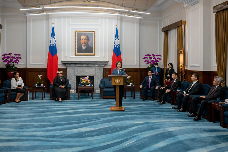 總統接受「馬紹爾群島共和國新任駐臺特命全權大使卡蒂爾呈遞到任國書」，並致詞