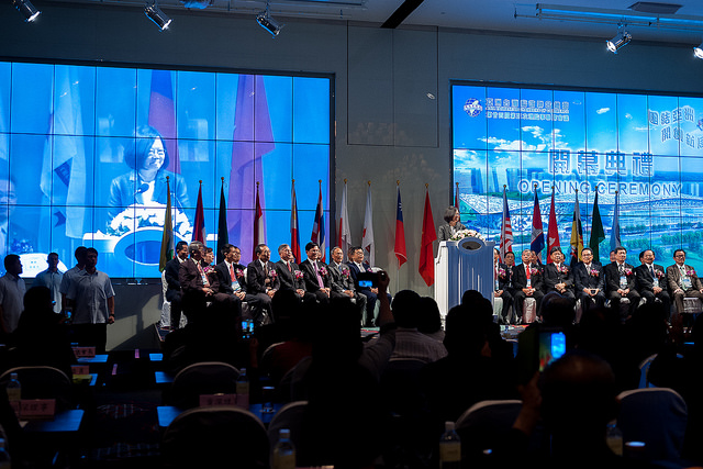 出席亞洲臺商年會開幕典禮　總統：政府會持續協助企業布局全球，增強臺灣國際競爭力