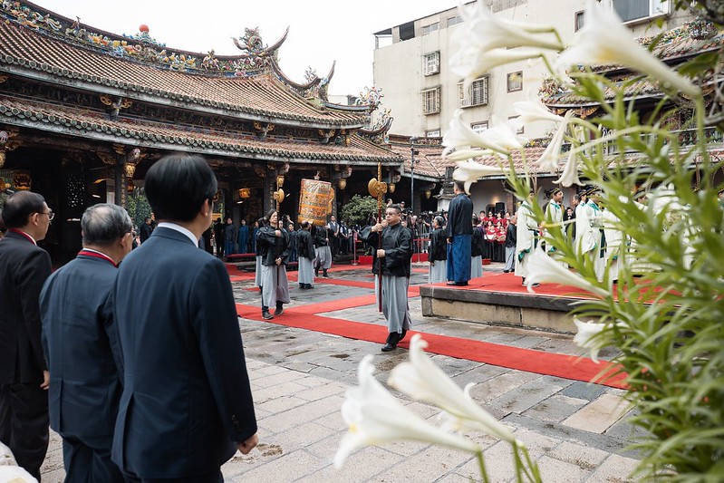 賴清德副總統今（23）日上午前往大龍峒保安宮出席「2024保生文化祭保生大帝聖誕三獻禮祭典」