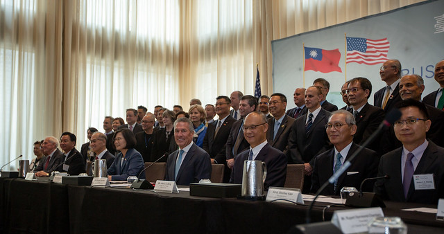總統出席臺美企業高峰會，與會者合影