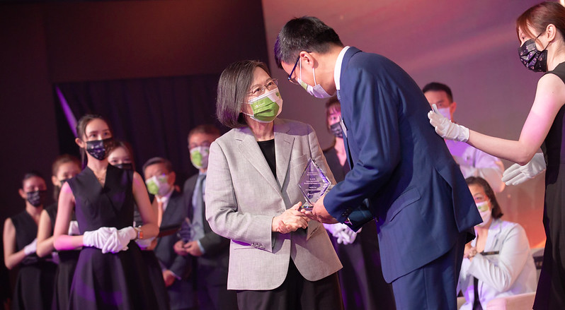蔡英文總統今（14）日晚間出席「SEMICON Taiwan 2022 科技菁英領袖晚宴」
