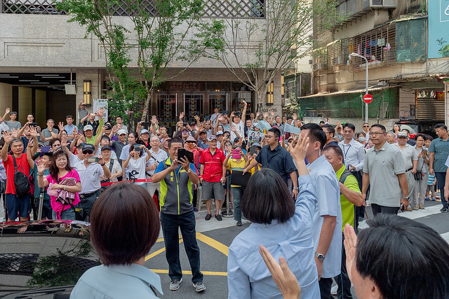 參拜北市宮廟  總統請大家團結，一起讓臺灣更好