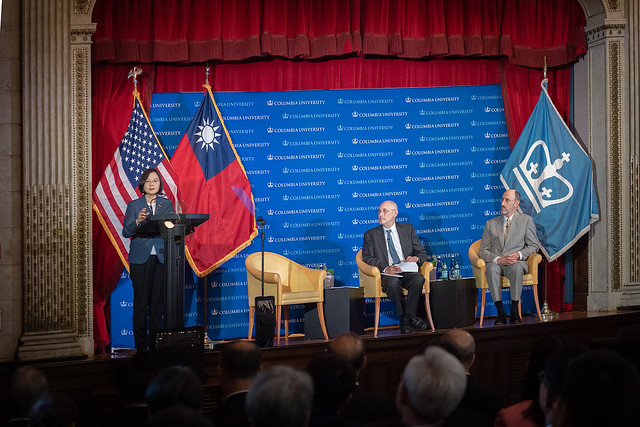 總統出席哥倫比亞大學座談，分享臺灣經驗