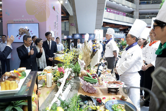 「2018台灣美食展」開幕　副總統:推廣臺灣在地好味道、好文化