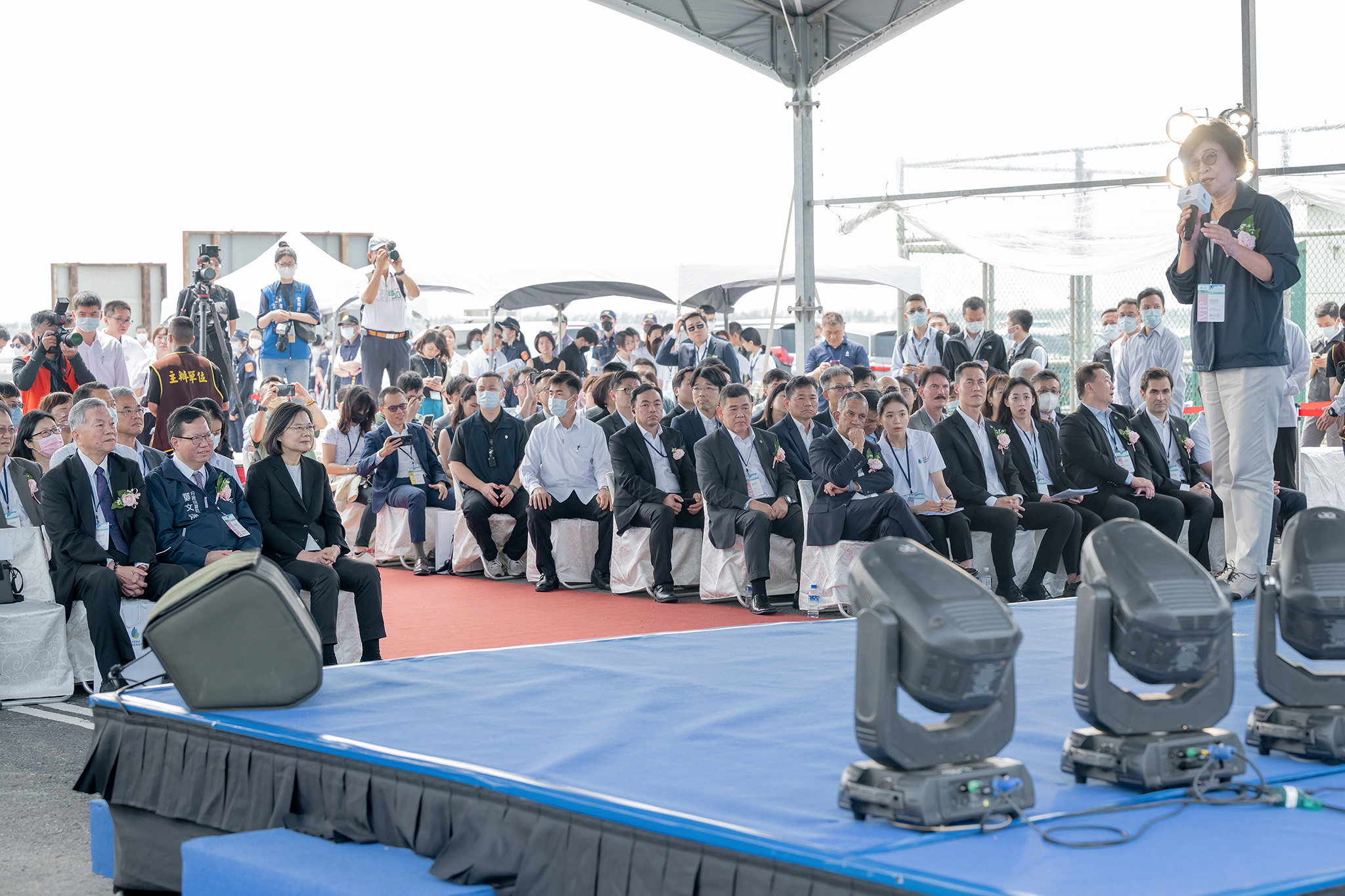 總統出席「韋能新興電廠開幕啟動典禮」