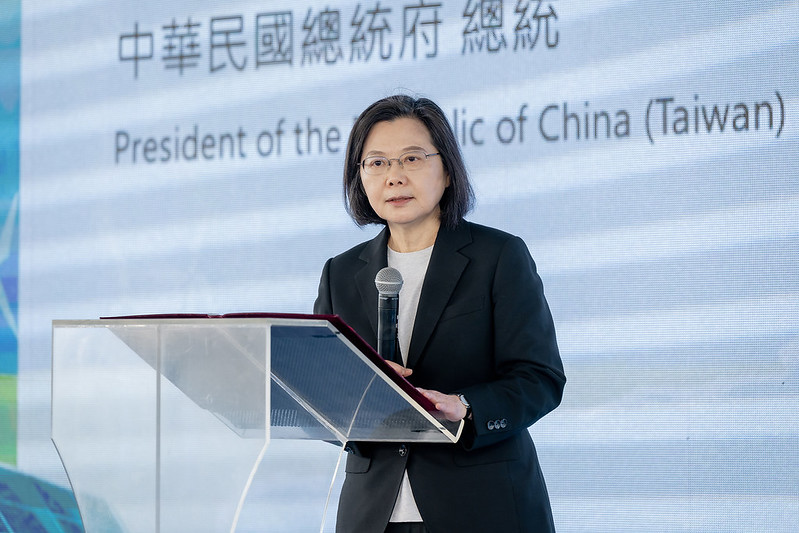 總統出席「韋能新興電廠開幕啟動典禮」，並致詞