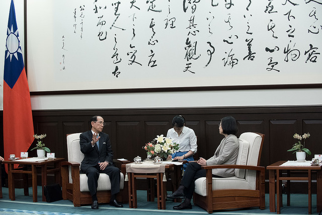 總統接見「日本台灣交流協會」會長大橋光夫，感謝交流協會為深化雙方關係長期努力，並盼臺日成為更緊密的夥伴關係