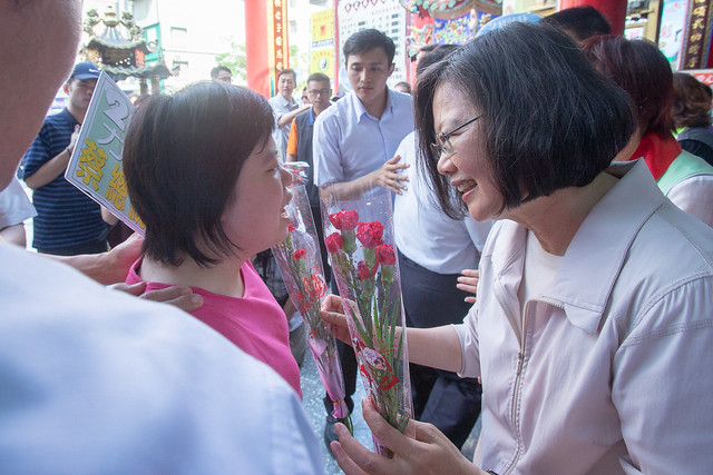 與彰化鄉親共度母親節　總統：中央與地方不分黨派，一起把彰化做得更好