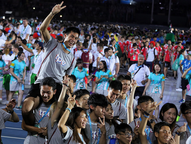 「臺北愛你，向運動員致敬」　副總統出席世大運閉幕典禮