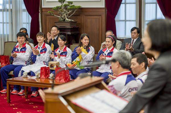 推動單項運動協會改革　政府要當選手最強後盾