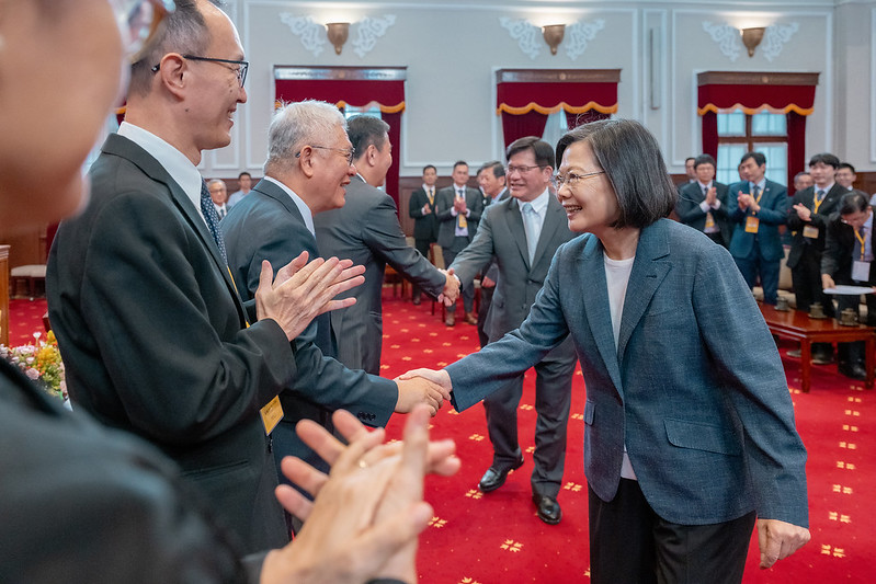 接見工程師獎得獎人　總統盼持續發揮專業　以科技和創新促進臺灣成為更繁榮永續的國家