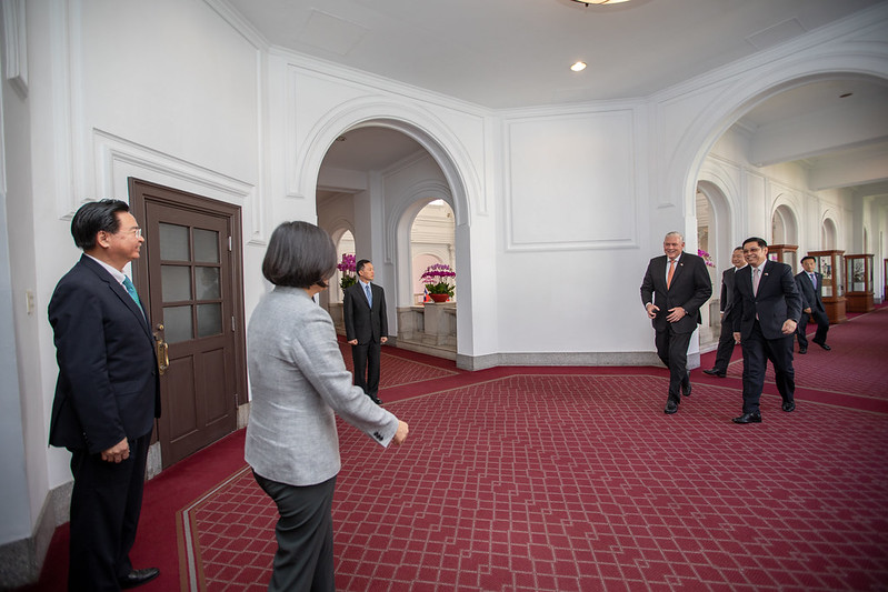 會晤聖露西亞總理　總統：臺露互惠互助　繼續開創更多嶄新合作事項　為兩國人民謀求更大福利