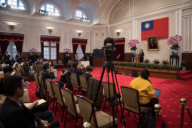 蔡英文總統今（2）日下午在總統府大禮堂針對中國國家主席習近平發表《告臺灣同胞書》40週年的紀念談話，說明我政府立場