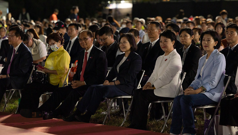 總統出席「中華民國112年『民主台灣‧堅韌永續』國慶焰火晚會」