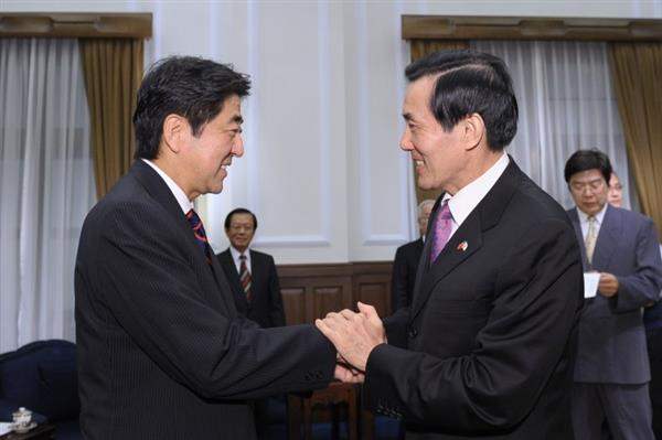 總統於本府台灣晴廳接見日本前首相安倍晉三眾議員一行 （8-1）