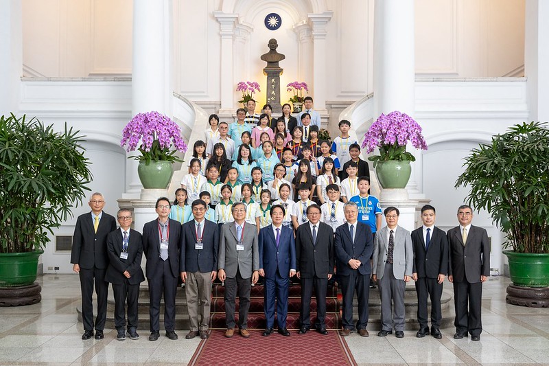 總統接見「中華民國第66屆中小學科學展覽會」第一名作品師生