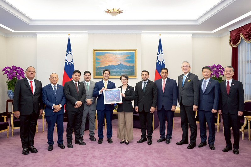 副總統接見「巴拿馬跨黨派國會議員訪問團」