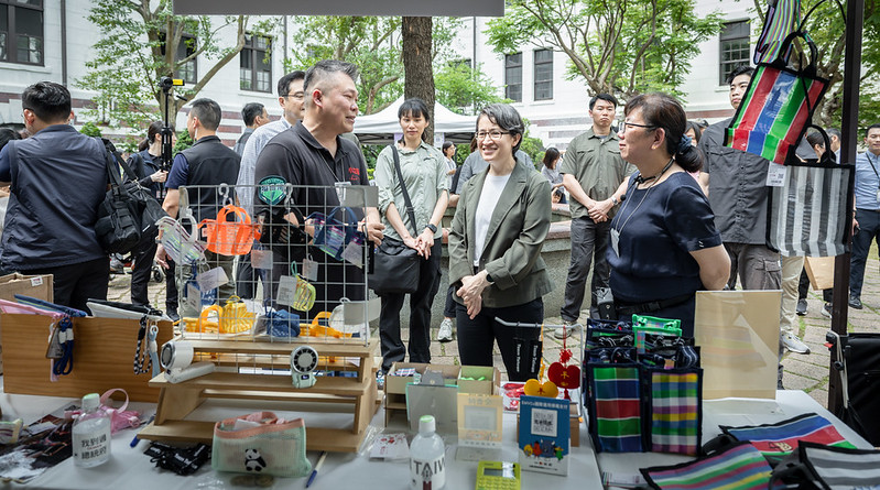 副總統出席「總統府假日開放參觀活動」