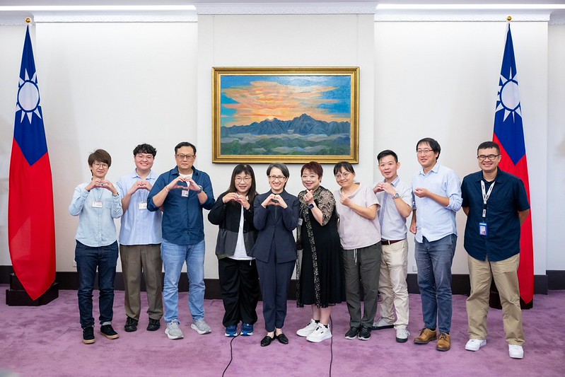 副總統接受《中央社》及《中央廣播電台》聯合訪問