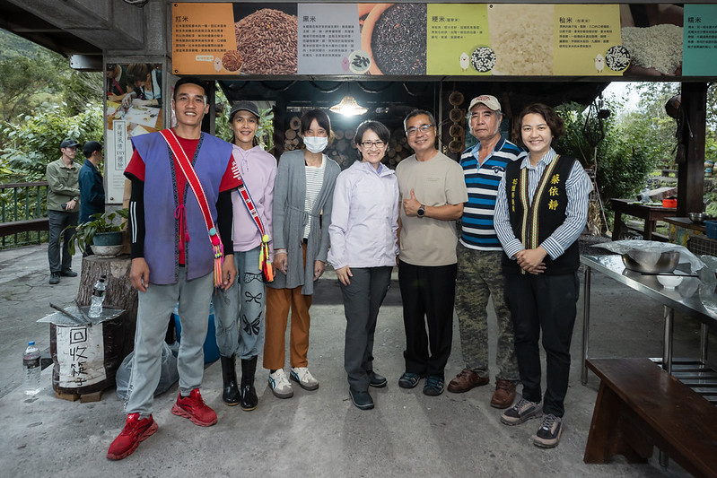 副總統參觀林田山文化園區暨體驗馬太鞍濕地巴拉告生態導覽