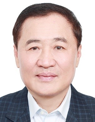 被提名人陳景峻先生